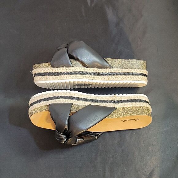 BRAND NEW QUPID CANCUN WOMEN'S PLASFORM SLIDE SANDALS - Picture 9 of 16